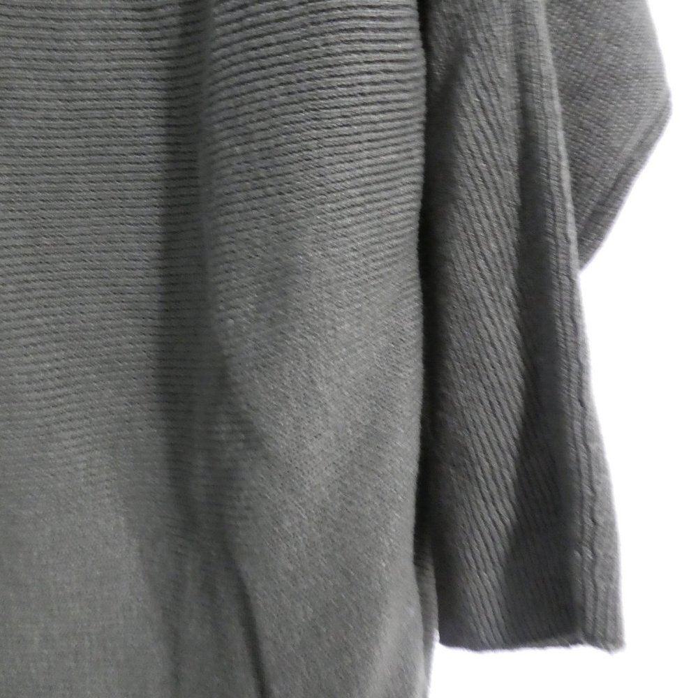 H&M Small Olive Rib Knit Sweater - Picture 6 of 10